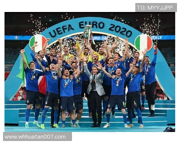 足球球星愤怒砸椅子背后深层原因揭示及其对职业生涯的潜在影响