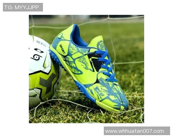 球星同款足球鞋高清图鉴：精选全球顶级球员专属鞋款设计展示